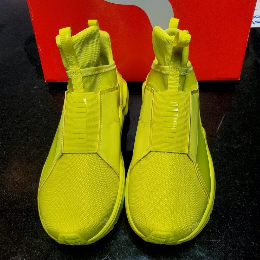 Sz various Rihanna pumas lime